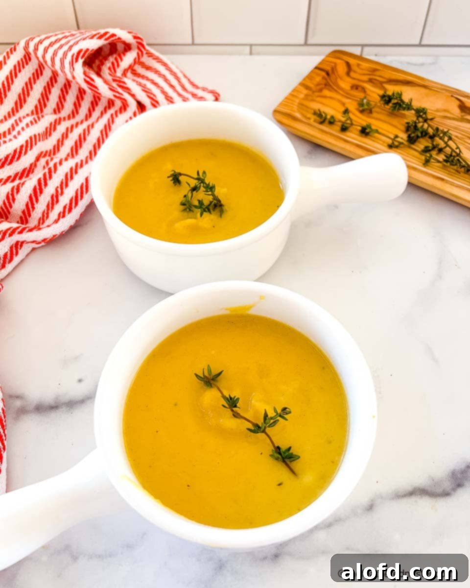 Creamy Instant Pot Acorn Squash Soup 1 featured 31090