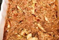 Comforting Fall Apple Crisp