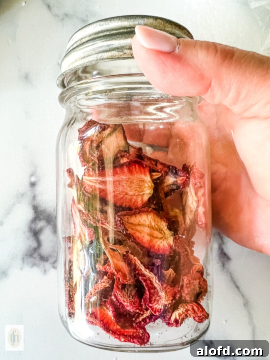 Naturally Dried Strawberries 1 featured 54186