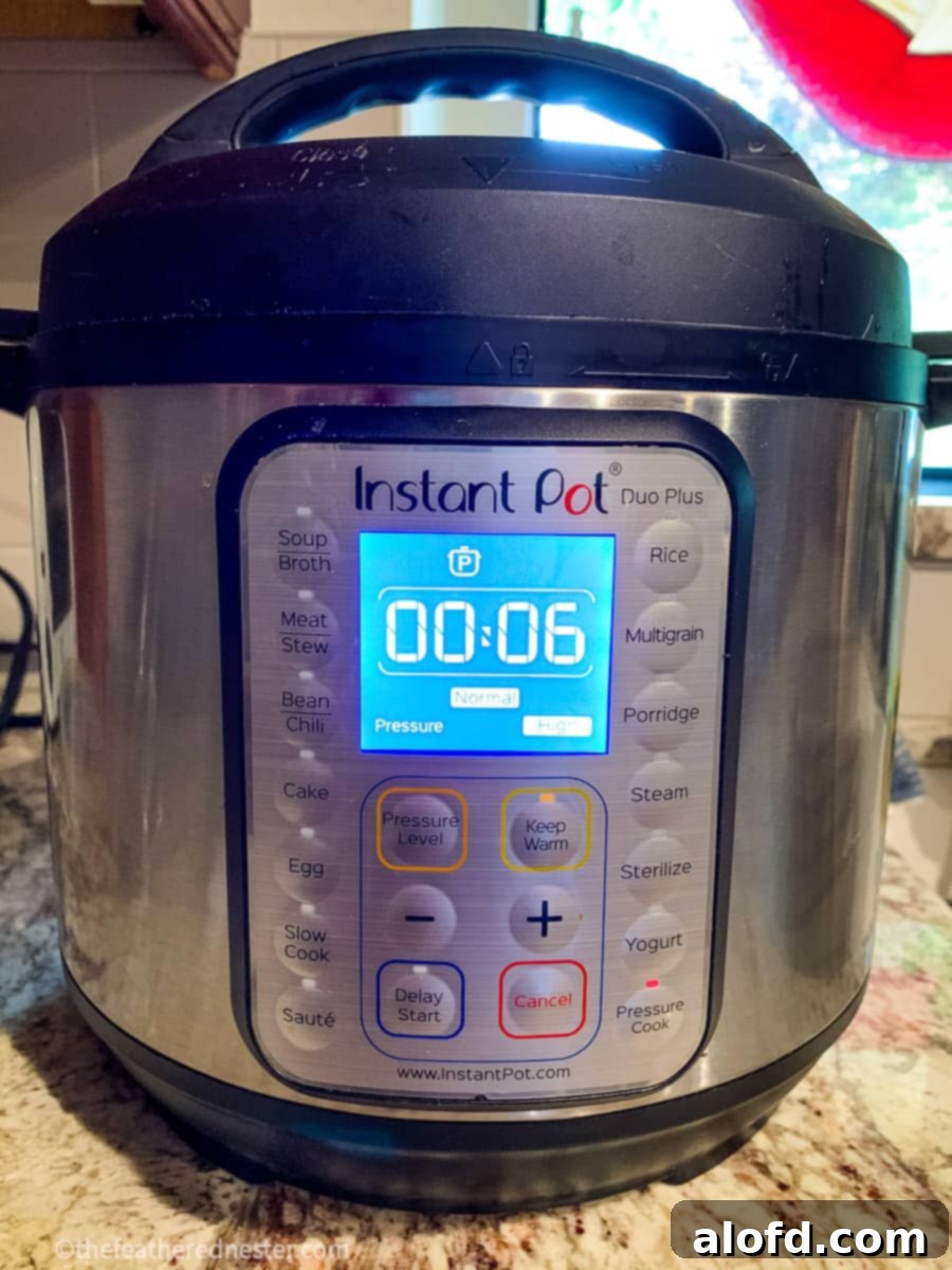 Foolproof Instant Pot No-Drain Mash 4 Pressure cooker set for 6 minutes of cooking on High power.