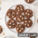Top 10 Holiday Cookie Delights 10 Cookies on a round plate.